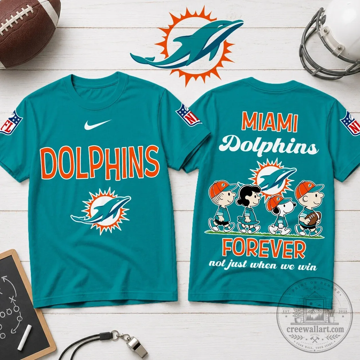 Miami Dolphins Football Peanuts Characters Fan T-Shirt