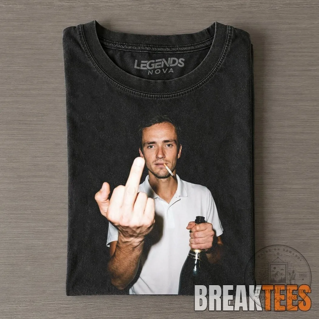 Daniil Medvedev Flipping The Bird Tennis Player Black T-Shirt